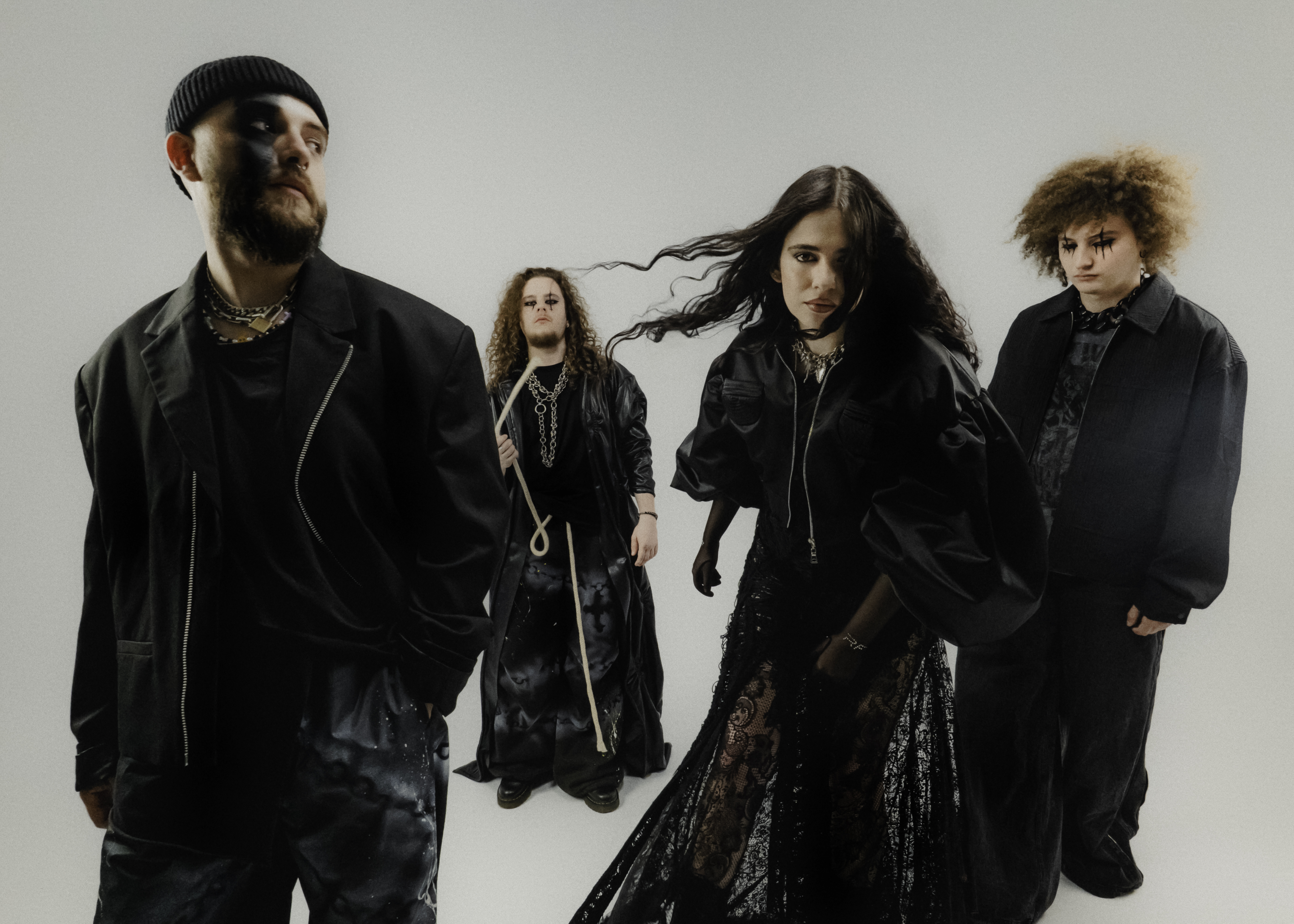 Trupa: Dante, Dani, Dora, Codruț